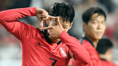 손흥민vs우레이 ‘캡틴-NO.7’ 전쟁…한·중 축구 자존심 걸고 정면 충돌