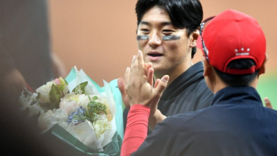 [공식] 사상 첫 ‘월간 10-10 달성’ KIA 김도영, 생애 첫 월간 MVP 선정